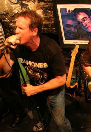 The Fast Cars - Live at The 12 Bar Club, London WC2 - 28.07.07 