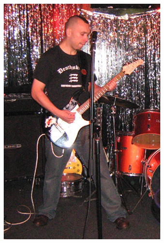 Social Schism - Live at Bar Lambs, Westcliff - 22.12.07