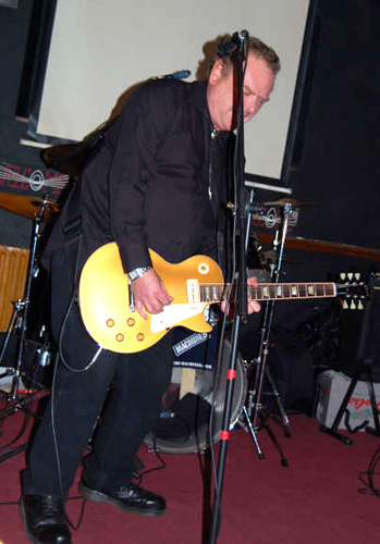 The Machines - Live at Esquires (Danny's Bar), Bedford - 12.04.08 