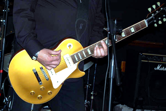 The Machines - Live at Esquires (Danny's Bar), Bedford - 12.04.08 