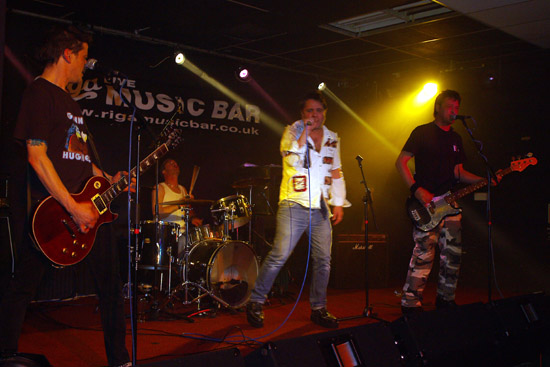 Splodgenessabounds - Live at Club Riga, Westcliff - 13.04.08