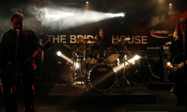 The Machines - Live at The BridgeHouse 2, Canning Town, London - 03.08.08