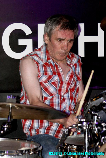 Manufactured Romance - Live at The BridgeHouse 2, Canning Town, London - 03.08.08