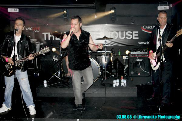 Shag Nasty - Live at The BridgeHouse 2, Canning Town, London - 03.08.08