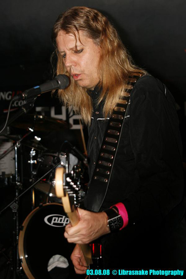 The Machines - Live at The BridgeHouse 2, Canning Town, London - 03.08.08