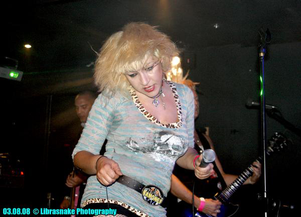 The Duel - Live at The BridgeHouse 2, Canning Town, London - 03.08.08