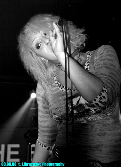 The Duel - Live at The BridgeHouse 2, Canning Town, London - 03.08.08