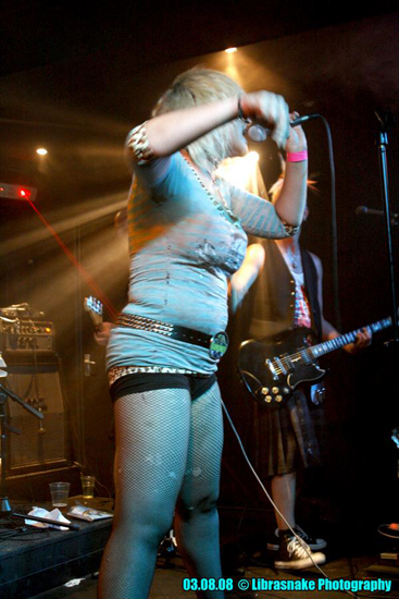 The Duel - Live at The BridgeHouse 2, Canning Town, London - 03.08.08