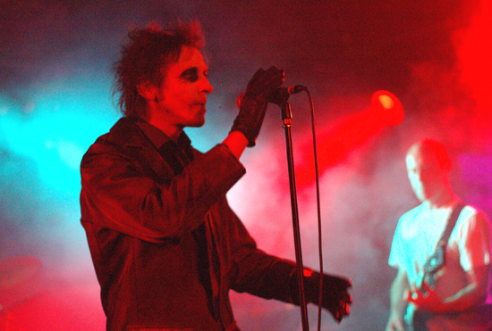 The Bullies - Live at Chinnerys - 21.08.08