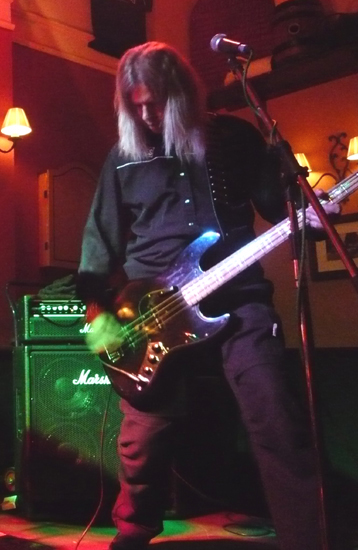 The Machines - Live at Finnegan's Wake, Ealing, London - 12.07.08