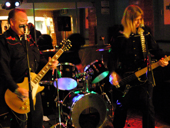 The Machines - Live at Lennons Bar - Great Dunmow, Essex - 19.07.08 