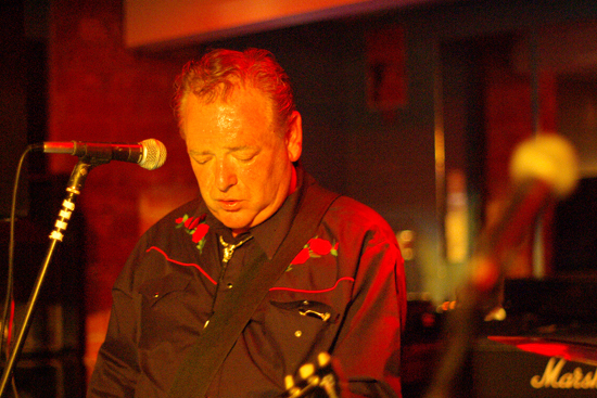 The Machines - Live at Lennons Bar - Great Dunmow, Essex - 19.07.08 