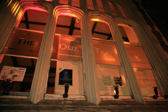 The Machines + Kingdom Waits + Girls on Top + London - Live at The Old Ticket Hall, Windsor - 26.07.08 - The Venue