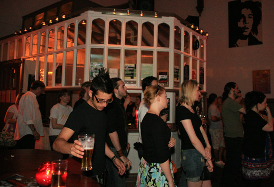 Kingdom Waits - Live at The Old Ticket Hall, Windsor - 26.07.08 - Audience