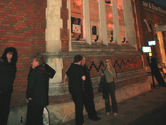 The Machines + Kingdom Waits + Girls on Top + London - Live at The Old Ticket Hall, Windsor - 26.07.08 - The Venue