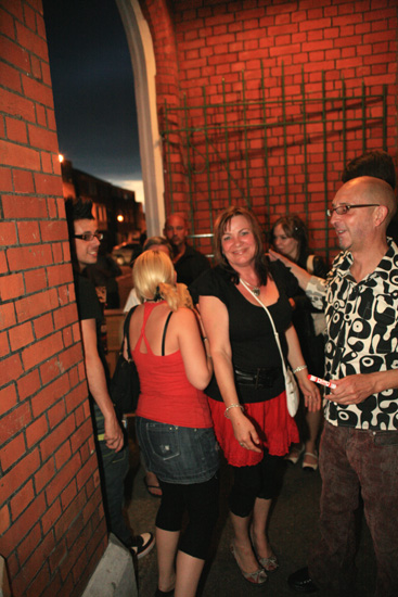 Kingdom Waits - Live at The Old Ticket Hall, Windsor - 26.07.08 - Leigh on the Door